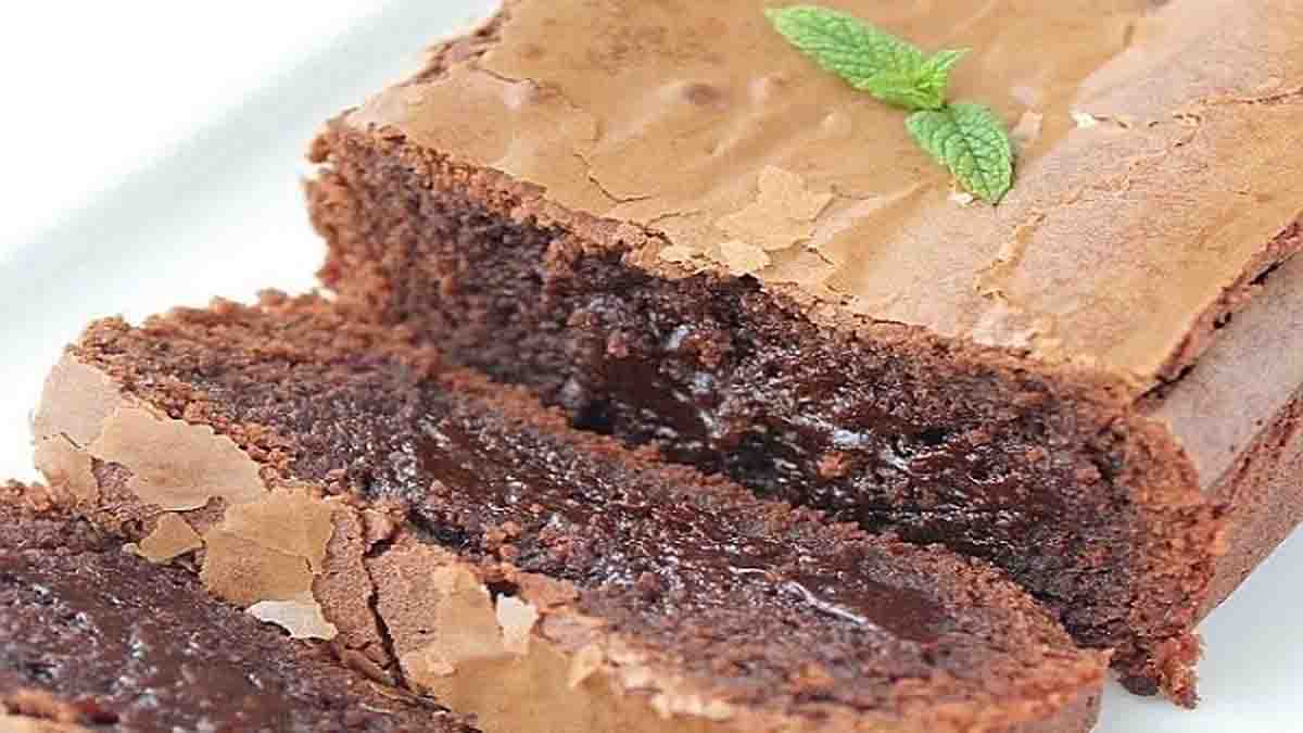 Cake Au Chocolat Noir Et Au Beurre Sale Ultra Moelleux Cake Au Chocolat Noir Et Au Beurre Sale Ultra Moelleux