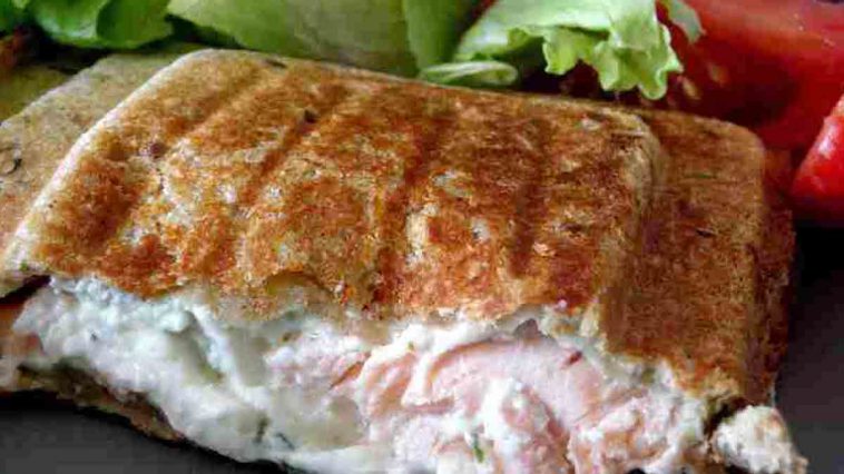 Croque-monsieur au boursin et au saumon fumé irrésistible