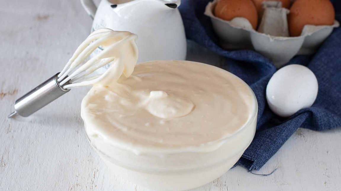 Zoom sur les meilleures astuces pour épaissir davantage une crème anglaise