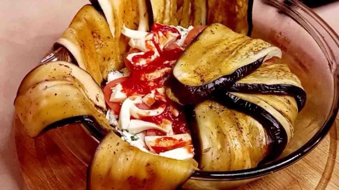 Préparez ce savoureux flan aux aubergines: il est farci d’une garniture
