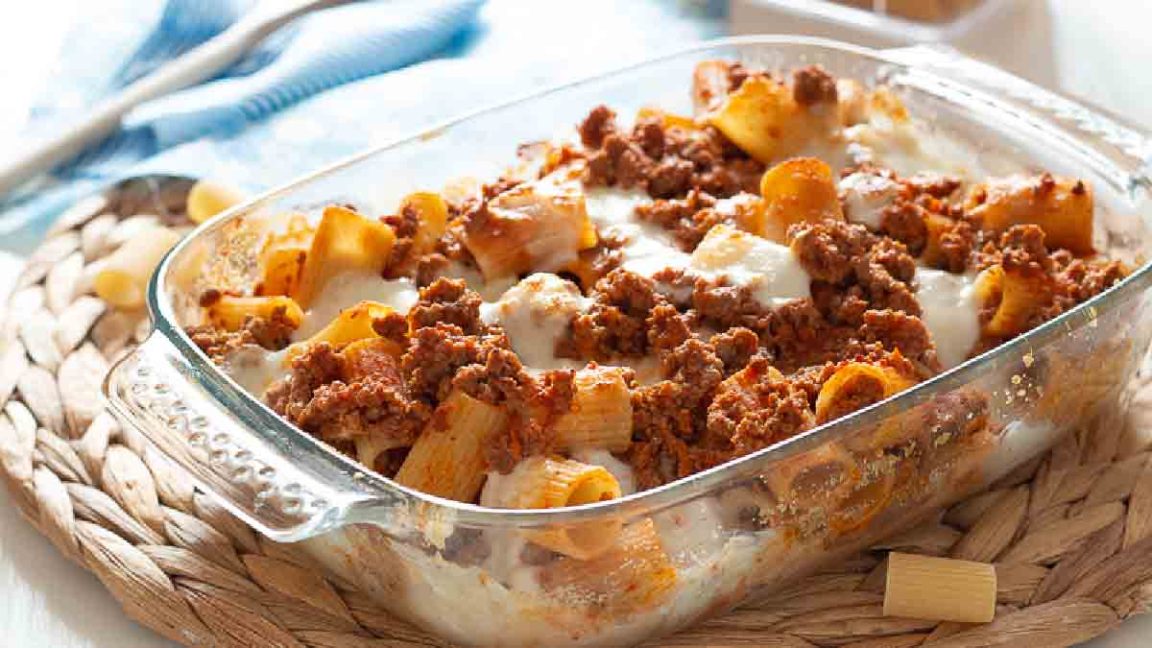 Gratin de pâtes sans béchamel à la viande hachée recette simple et super savoureuse