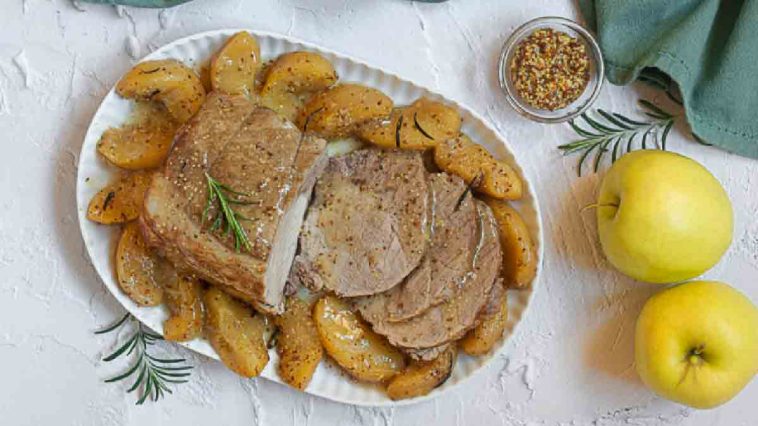 Pommes Roti Rôti de porc aux pommes et au vin blanc: un menu élégant et succulent