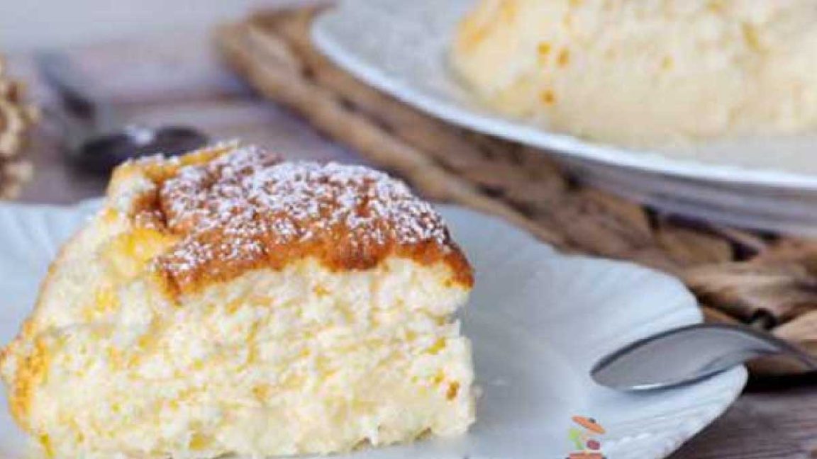 Ce gâteau au yaourt sans farine ni gras est très doux et fondant