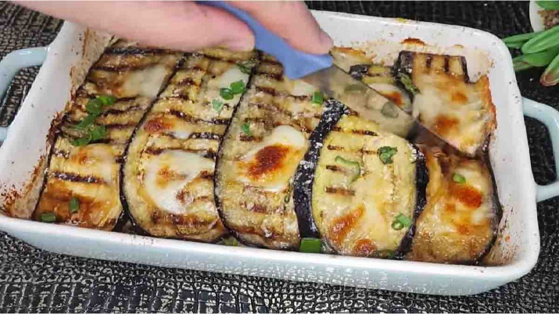 Courgettes et aubergines gratinées à la mozzarella un menu succulent