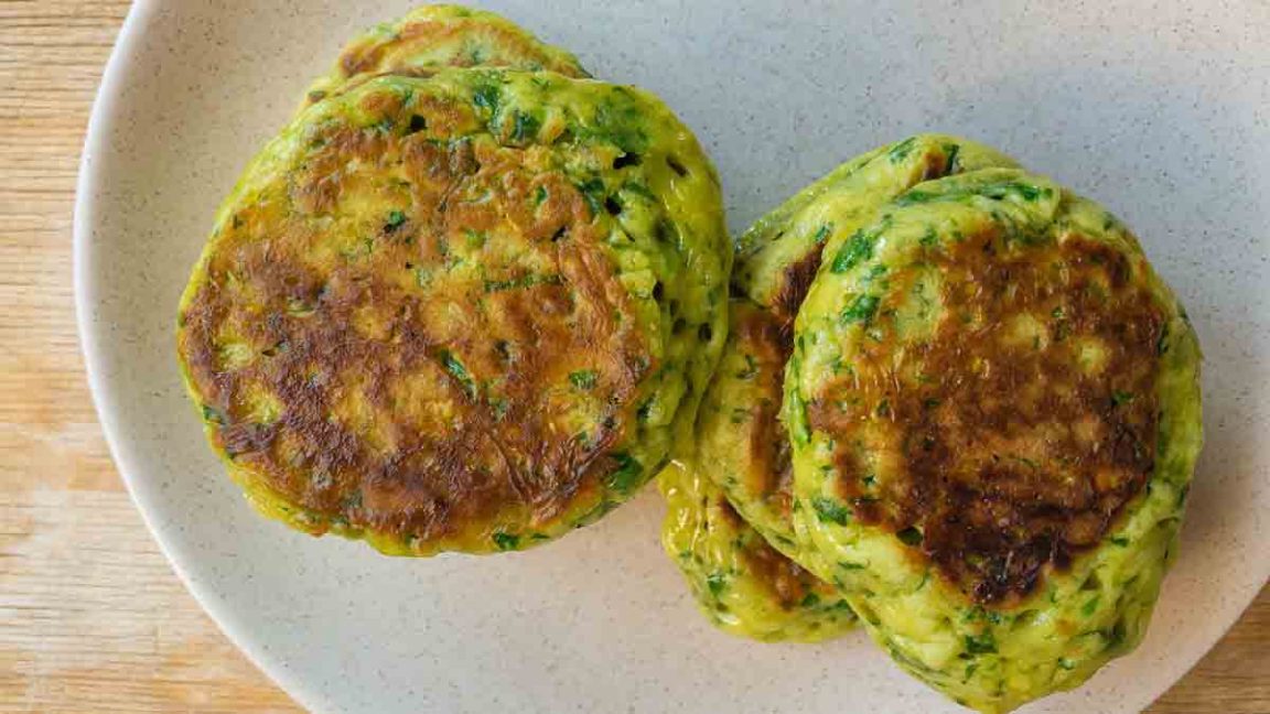 Galettes de courgettes: simples, légères et délicieuses