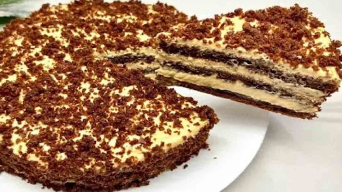 Gâteau aux 3 verres fourré à la crème de lait concentré: un délice