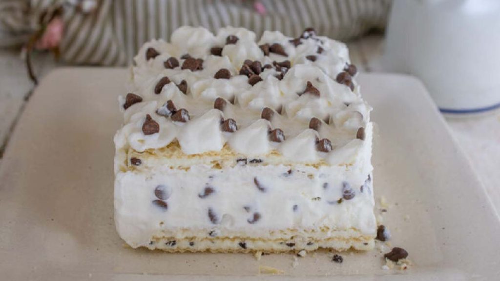 Gâteau de gaufrettes au mascarpone et aux pépites de chocolat: un