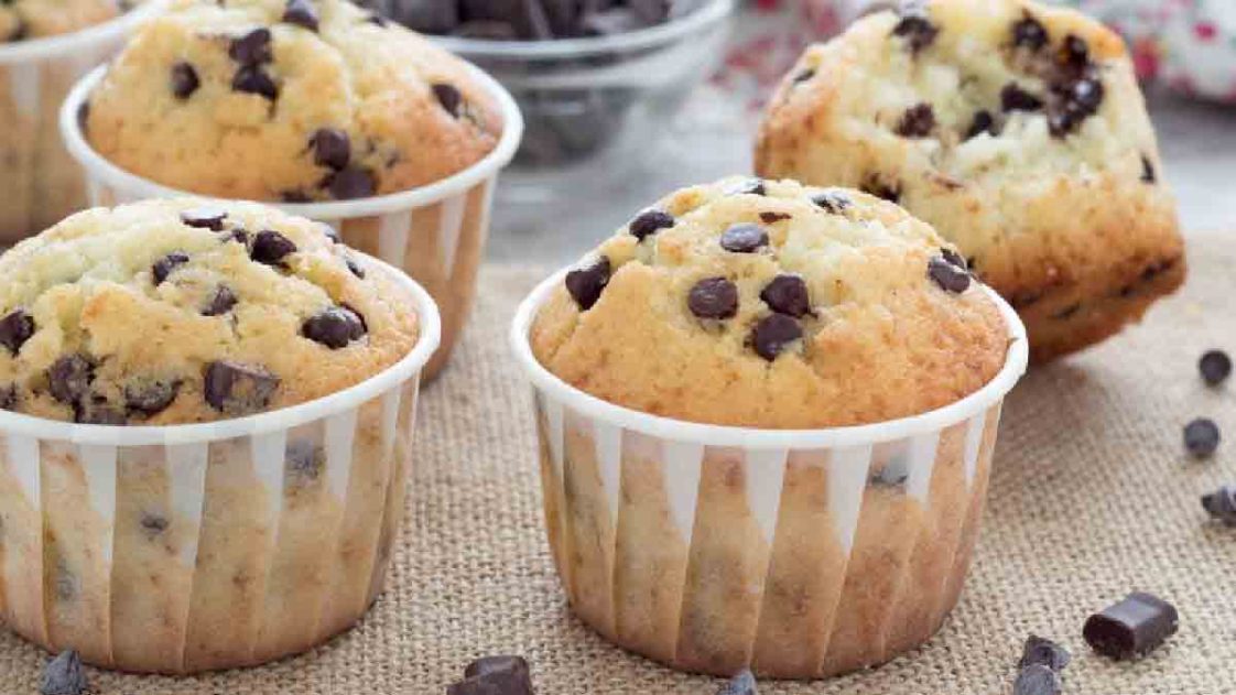 Muffins aux pépites de chocolat: super moelleux et délicieux