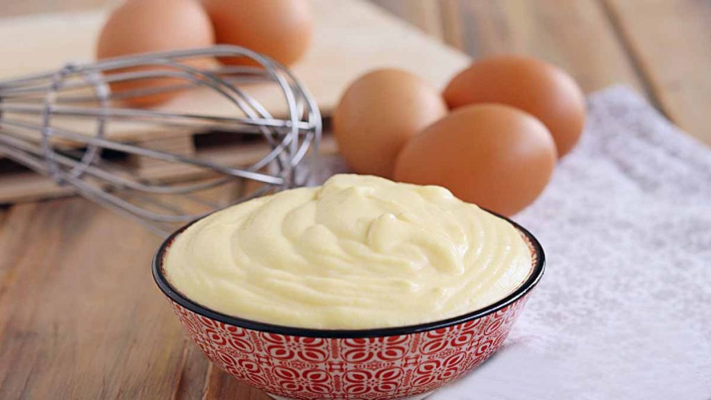 Mayonnaise sans huile aux œufs durs légère et succulente
