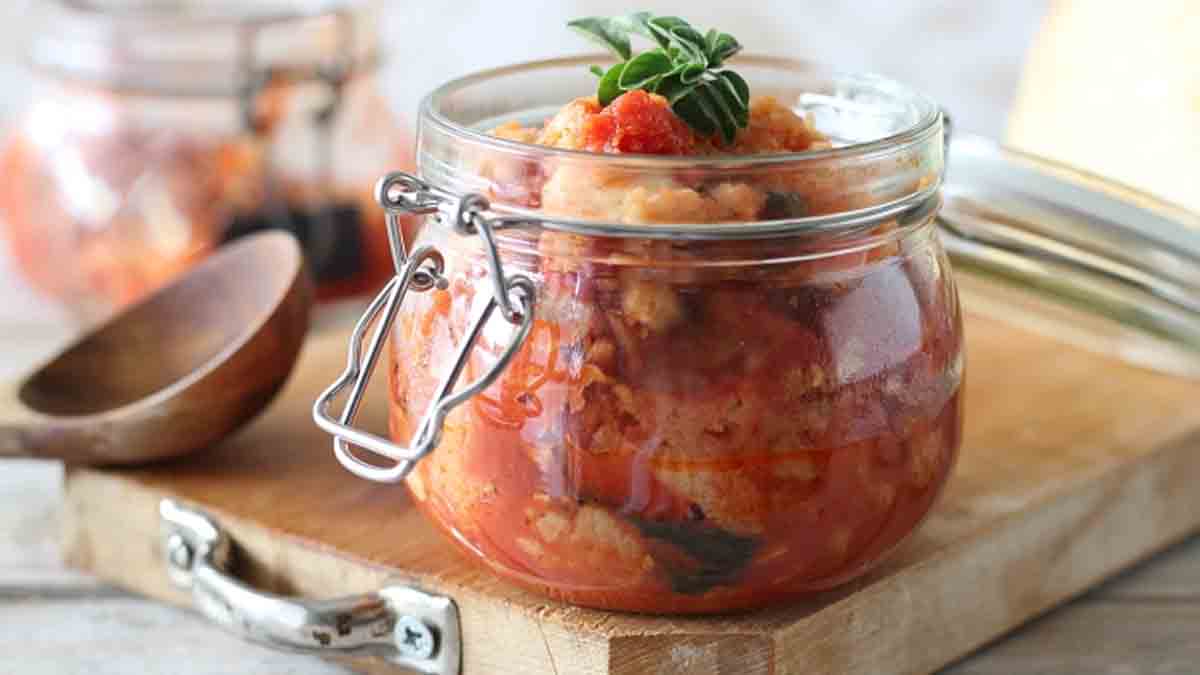 Peut On Mettre Un Bocal En Verre Au Micro Onde Soupe de tomates en bocal: cuite au micro-ondes, recette simple et