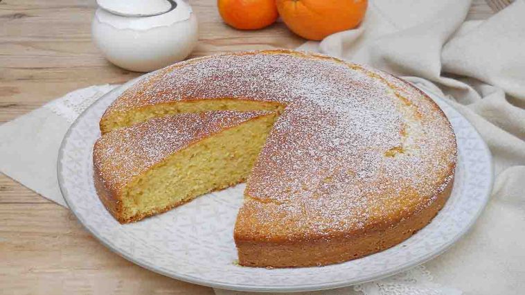 Gâteau à l&amp;#39;orange: prêt en 10 minutes, très doux et délicieux
