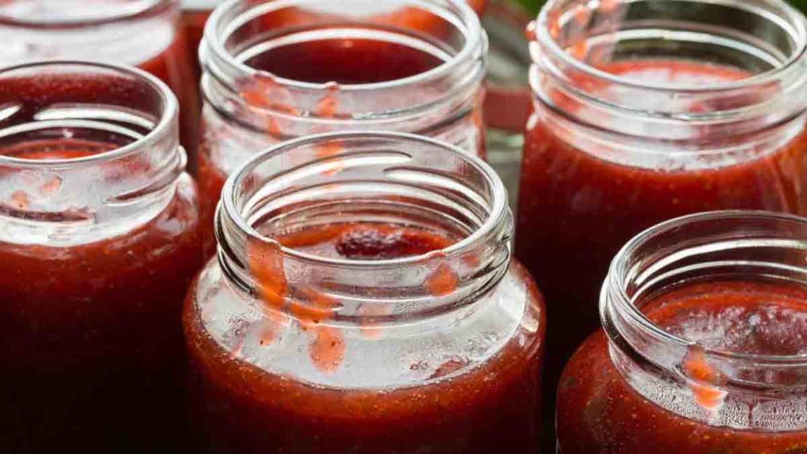 Confiture de fraises sans sucre: légère et très savoureuse