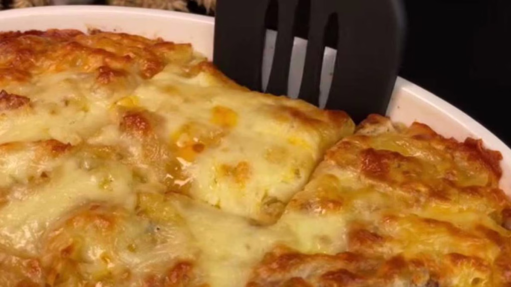 flan de pommes de terre avec viande hachée et légumes