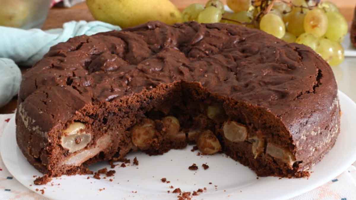 gâteau aux poires et raisins très chocolaté