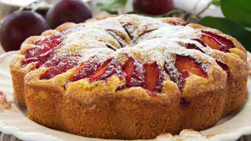 gâteau aux pommes et aux prunes