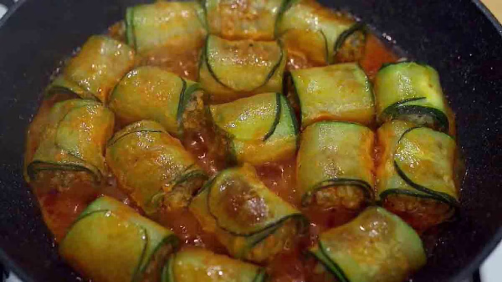 roulés de courgettes farcis à la viande hachée et au riz