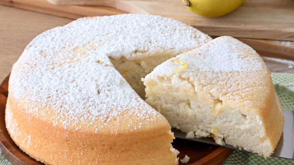 gâteau aux blancs d'oeufs citronné aérien