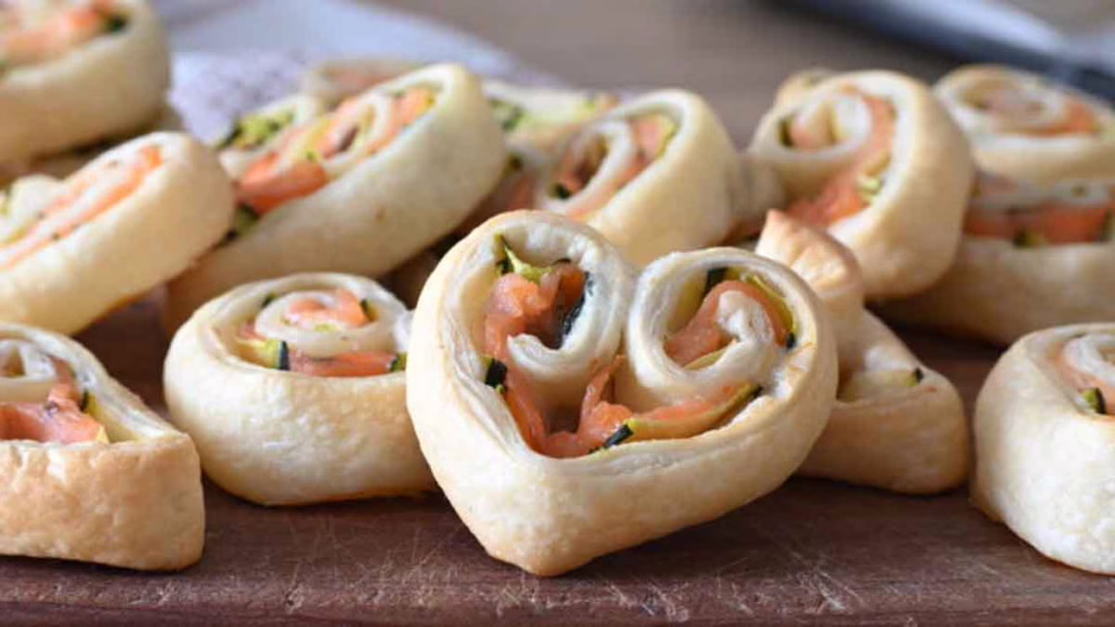 palmiers salés farcis au saumon