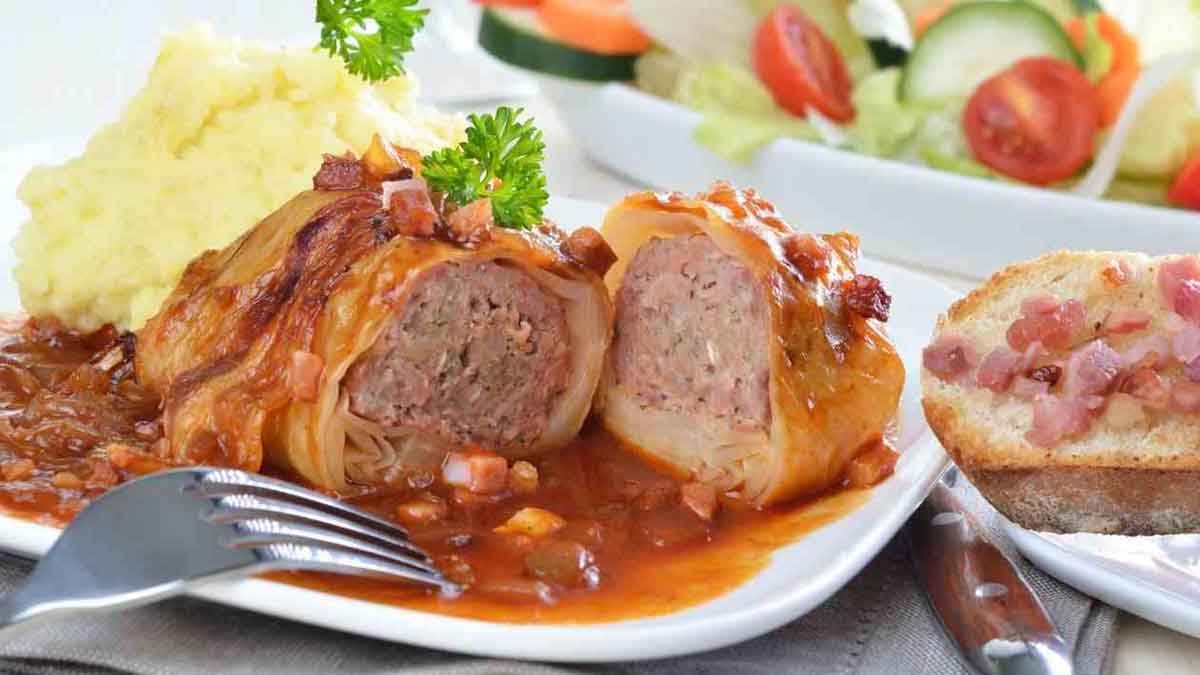 roulés de chou de savoie farcis à la viande hachée