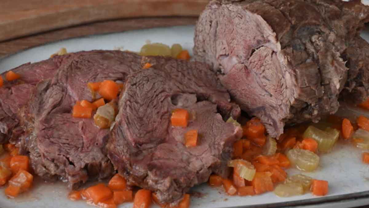 rôti de veau en sauce
