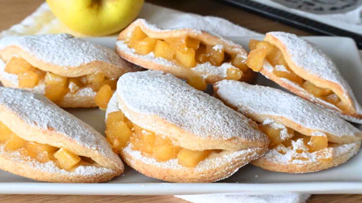 sandwichs sucrés à la pâte sablée farcie de pommes