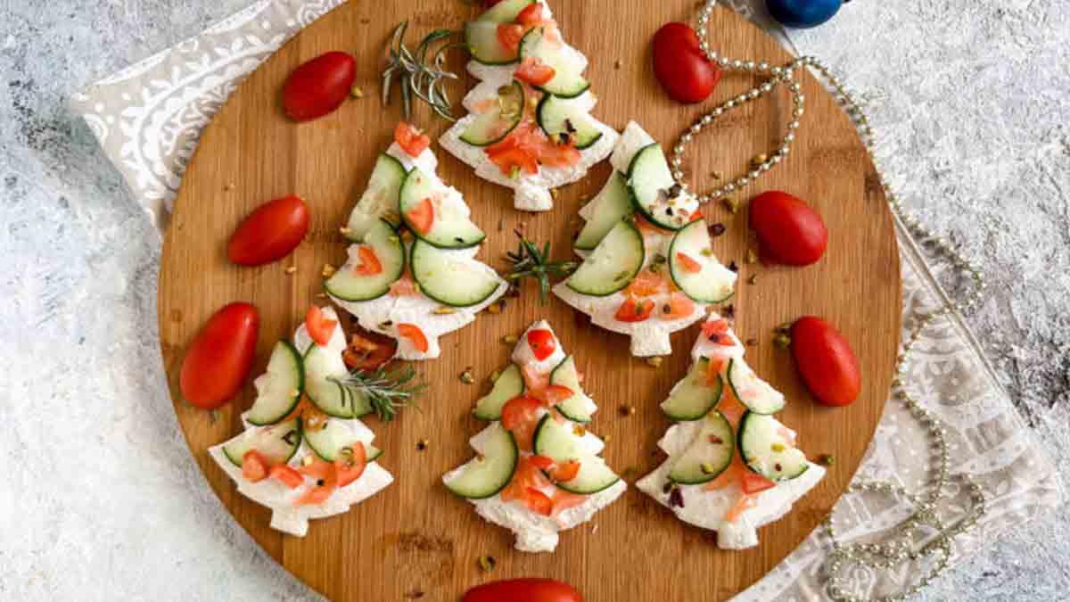 sapins de Noel farcis au saumon et pistaches