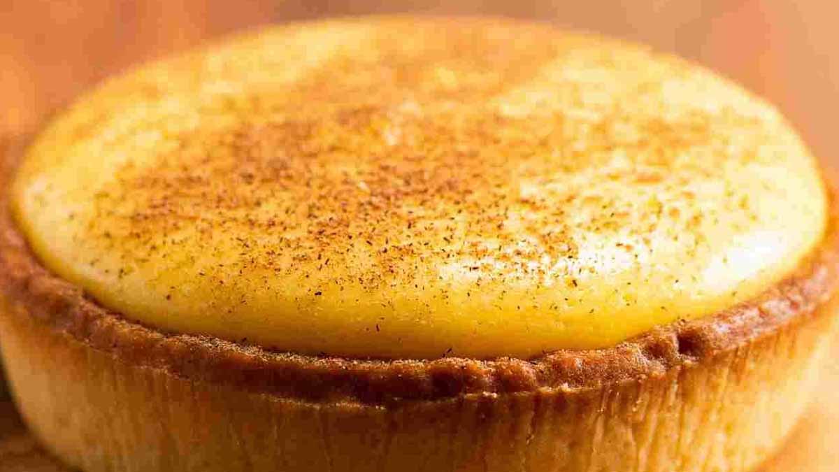 tarte à la cannelle fourrée à la crème au citron