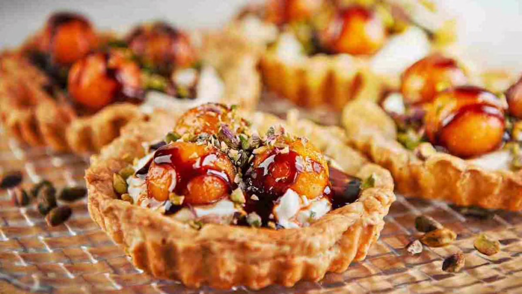 tartelettes fourrées à la crème de mascarpone aux fruits secs