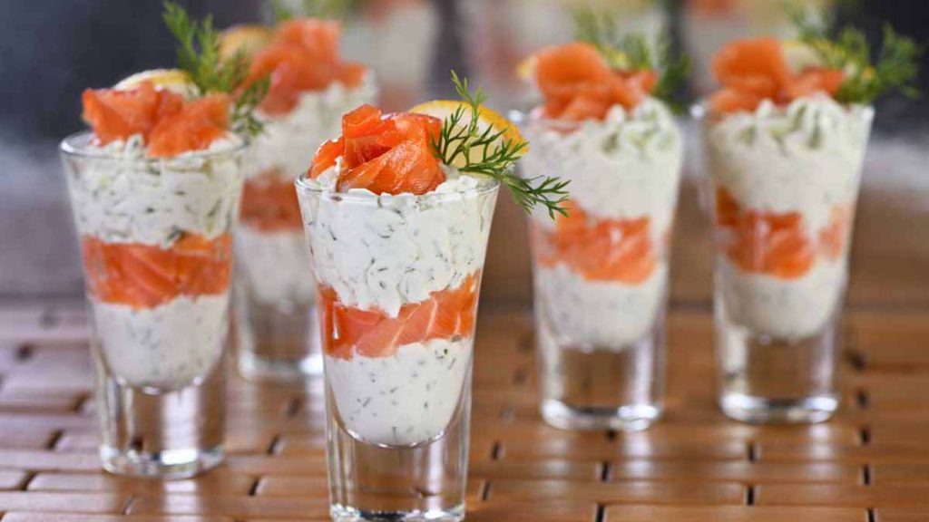 verrines de saumon et de fromage de chèvre