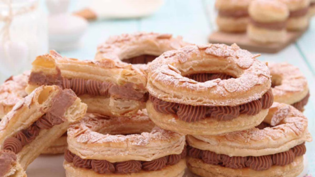 beignets feuilletés fourrés à la crème au Nutella