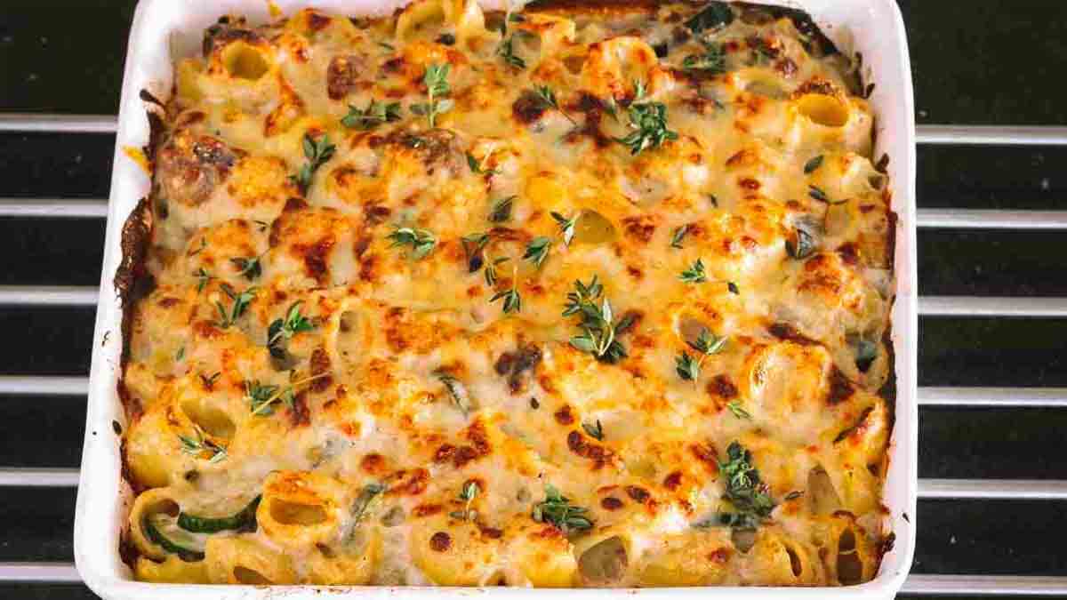 pâtes coquilles farcies au four à la sauce béchamel