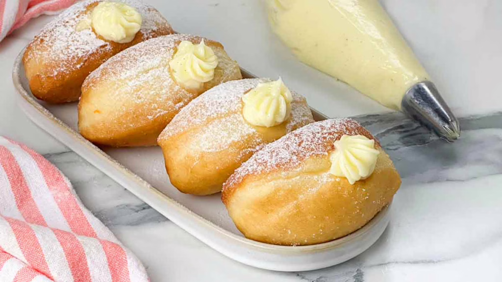 beignets fourrés à la crème