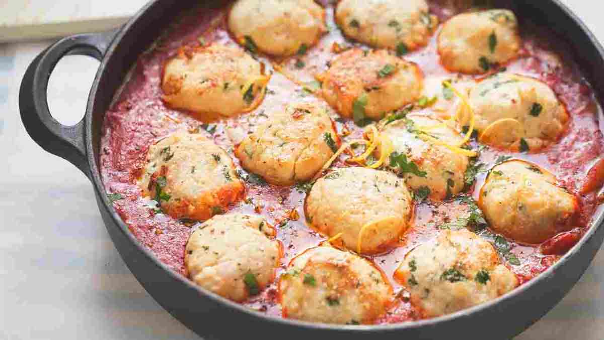 boulettes de viande à la ricotta et à la sauce aux épinards