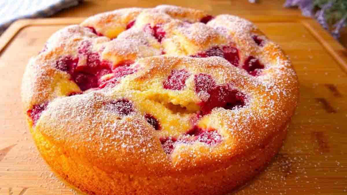 gâteau à la crème et aux framboises healthy