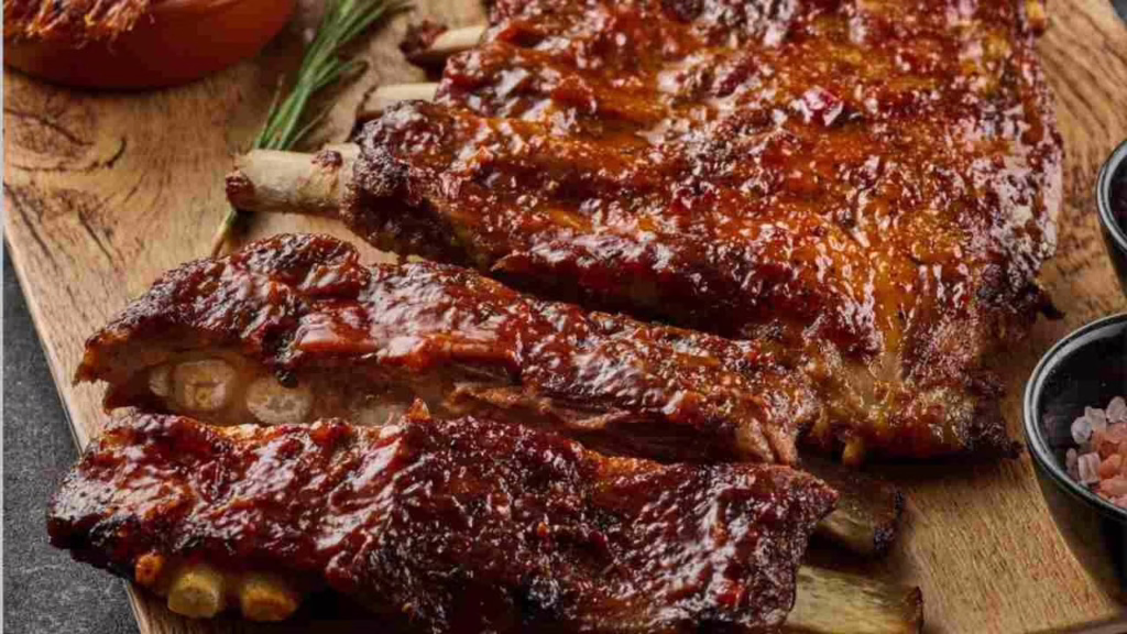 Préparer des côtes de porc grillées parfaites : réalisez cette marinade quelques heures à l'avance.