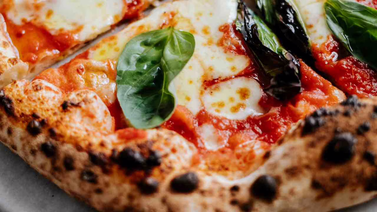 Puis-je manger de la pizza même si je suis au régime ? Réponses du nutritionniste