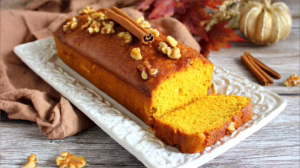 Cake à la courge et cannelle moelleux et parfumé le dessert automnal qui réchauffe les cœurs