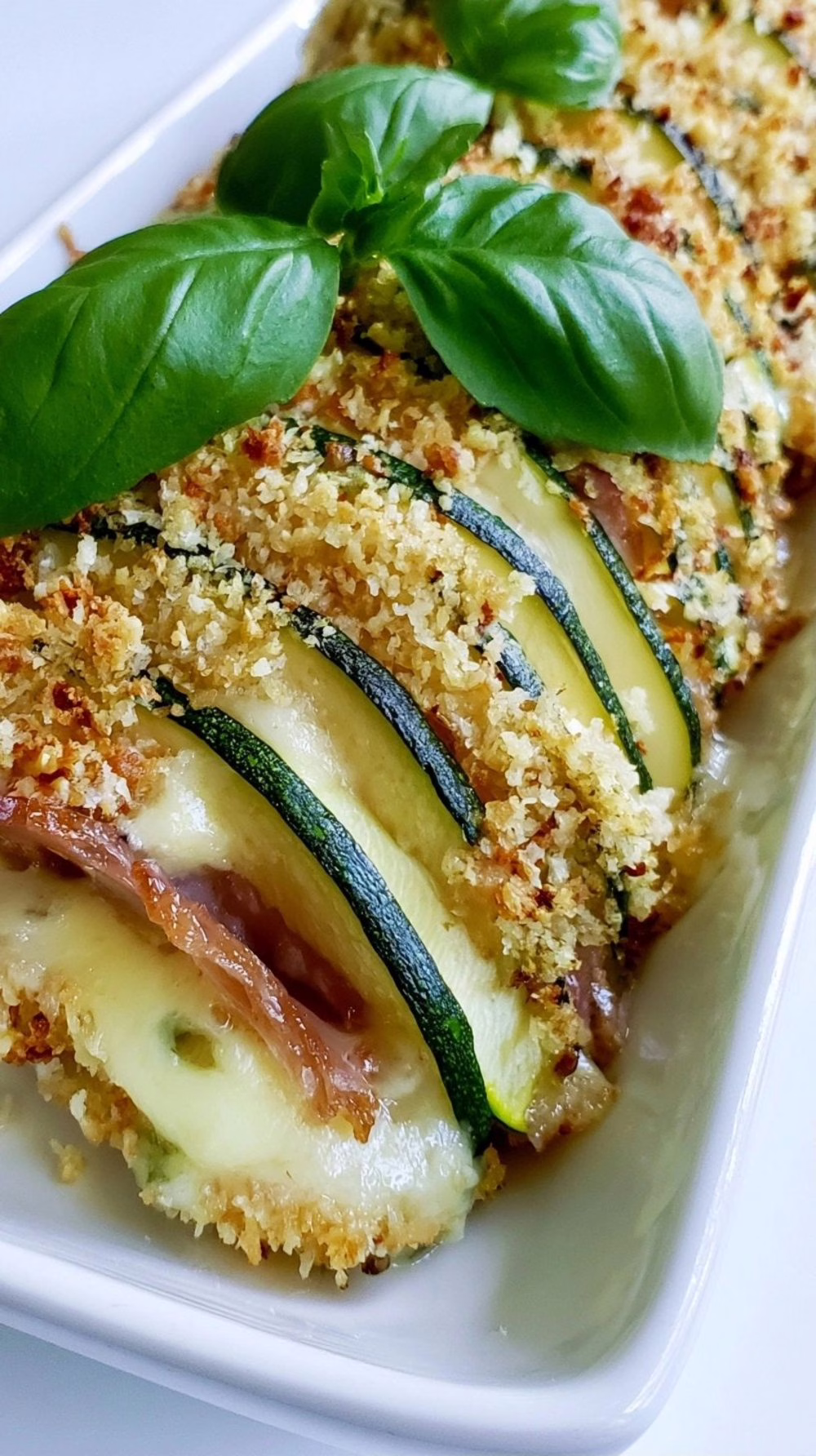 Sandwich de courgettes croustillantes fourrées l'encas gourmand qui fait craquer tout le monde